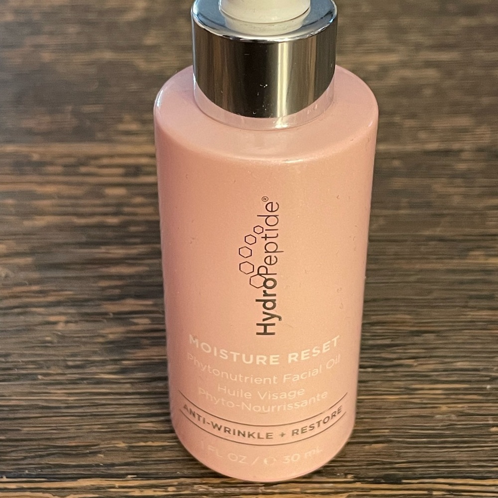 HydoPeptide Moisture Reset phytonutrient facial oil